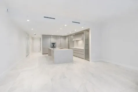 200 SE Mizner Boulevard Boca Raton FL 33432