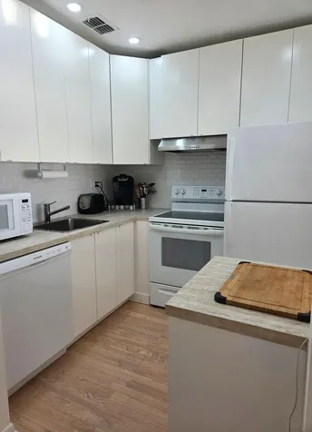2180 Lake Osborne Drive Lake Worth Beach FL 33461