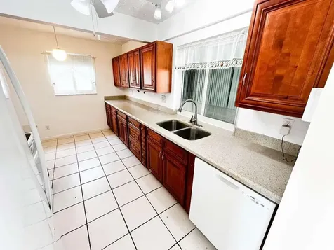 905 SW 3rd Avenue Boynton Beach FL 33426