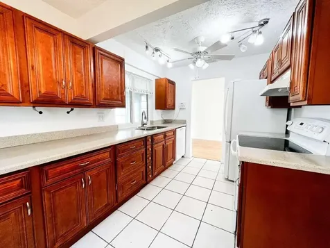 905 SW 3rd Avenue Boynton Beach FL 33426