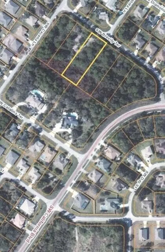 2071 SW Brevity Terrace Port Saint Lucie FL 34953