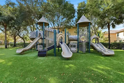 236 Gazetta Way West Palm Beach FL 33413