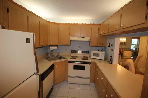 805 Sky Pine Way Greenacres FL 33415