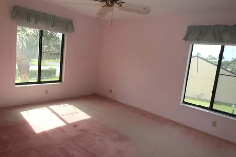 805 Sky Pine Way Greenacres FL 33415