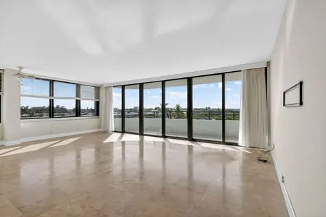 3589 S Ocean Boulevard South Palm Beach FL 33480