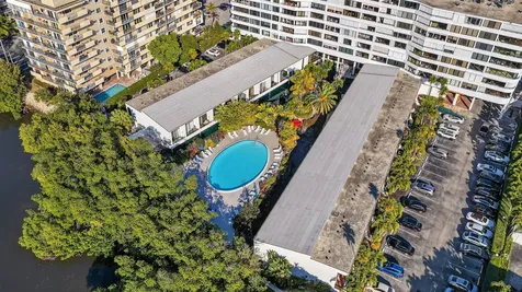 3589 S Ocean Boulevard South Palm Beach FL 33480