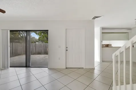 311 3rd Way West Palm Beach FL 33407