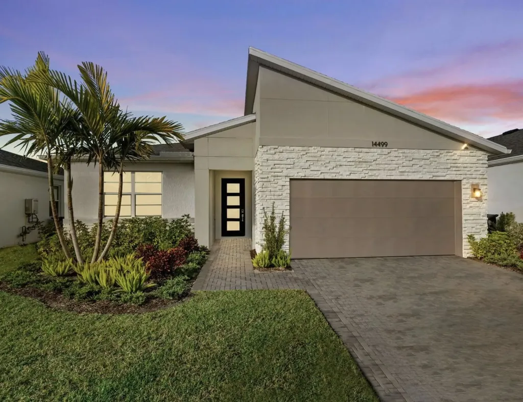 14499 SW Woodford Way Port Saint Lucie FL 34987