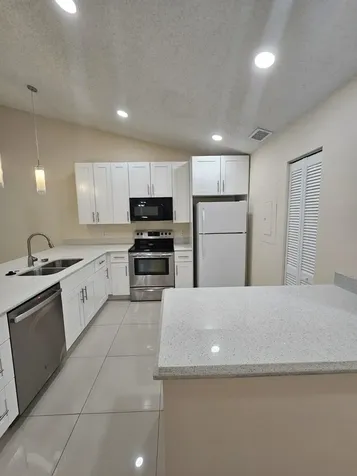 480 Hardwood Place Boca Raton FL 33431
