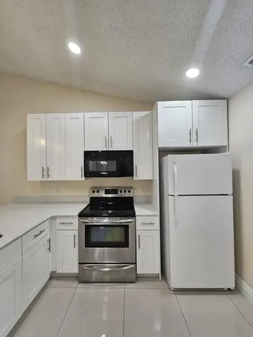 480 Hardwood Place Boca Raton FL 33431