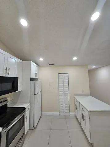 480 Hardwood Place Boca Raton FL 33431