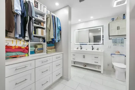 6517 Bay Club Drive Fort Lauderdale FL 33308