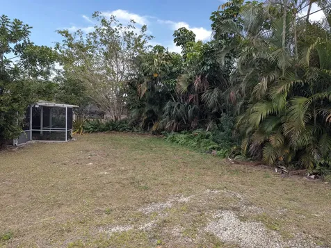 142 N Naranja Avenue Port Saint Lucie FL 34983