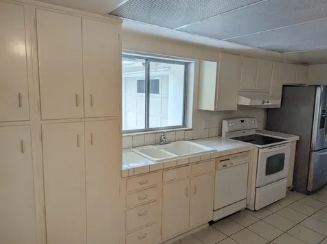 142 N Naranja Avenue Port Saint Lucie FL 34983