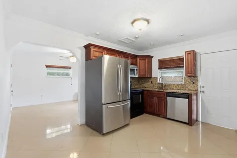 1914 Sheridan Street Hollywood FL 33020
