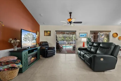 1960 SE Bowie Street Port Saint Lucie FL 34952