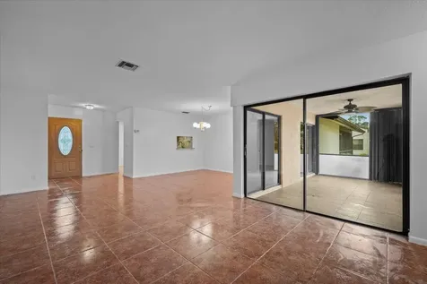 6138 Elsinore Circle Greenacres FL 33463