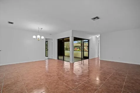 6138 Elsinore Circle Greenacres FL 33463