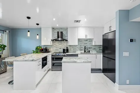 100 Bravado Lane Palm Beach Shores FL 33404