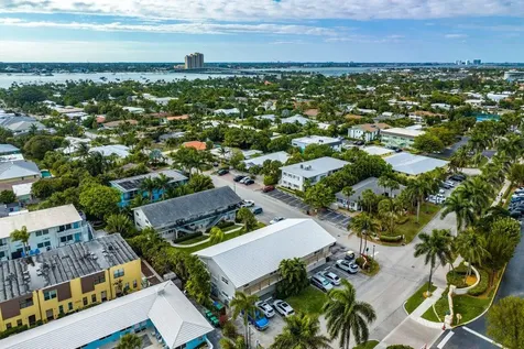 100 Bravado Lane Palm Beach Shores FL 33404