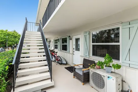 100 Bravado Lane Palm Beach Shores FL 33404
