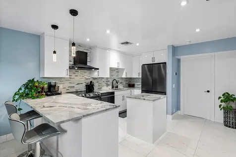 100 Bravado Lane Palm Beach Shores FL 33404