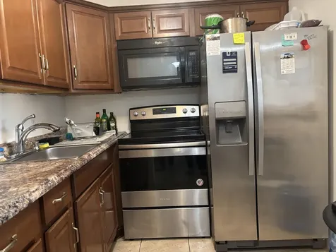 106 Windsor West Palm Beach FL 33417
