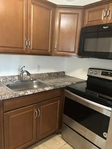 106 Windsor West Palm Beach FL 33417