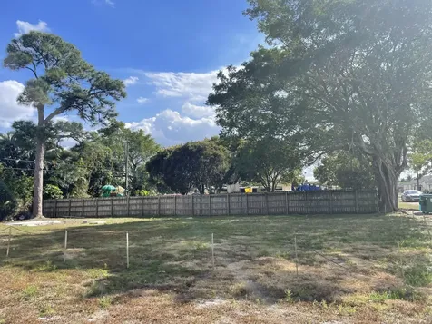 3100 Ford Road Palm Springs FL 33461