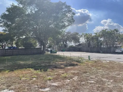 3100 Ford Road Palm Springs FL 33461