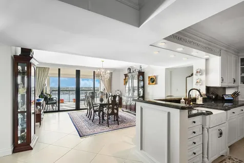 19670 Beach Road Jupiter FL 33469