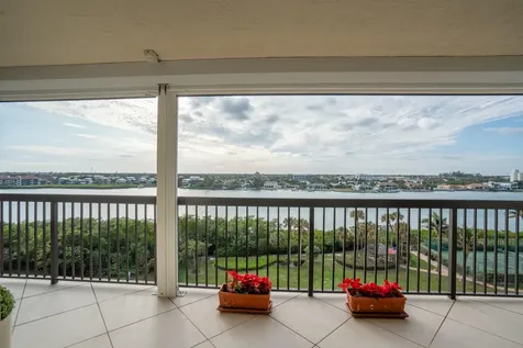 19670 Beach Road Jupiter FL 33469
