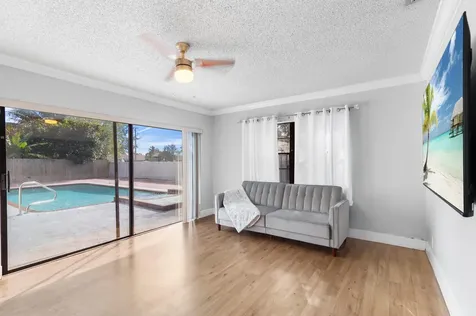 3301 Nw 97th Terrace Sunrise FL 33351