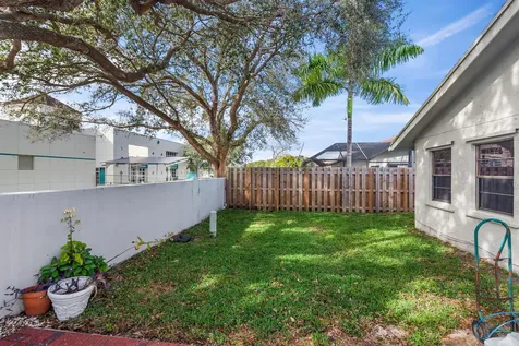 3301 Nw 97th Terrace Sunrise FL 33351