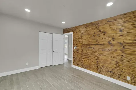 105 Se Castana Court Port Saint Lucie FL 34983