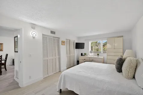 2615 Ne 3rd Court Boynton Beach FL 33435