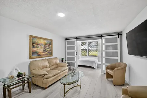 2615 Ne 3rd Court Boynton Beach FL 33435