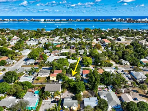 1217 S M Street Lake Worth Beach FL 33460