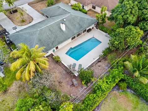 115 Ne Caprona Avenue Port Saint Lucie FL 34983