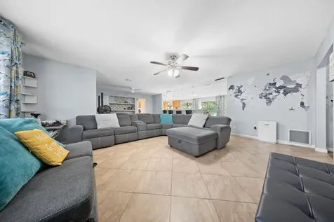 115 Ne Caprona Avenue Port Saint Lucie FL 34983