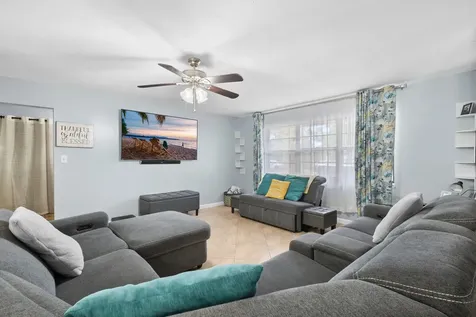 115 Ne Caprona Avenue Port Saint Lucie FL 34983