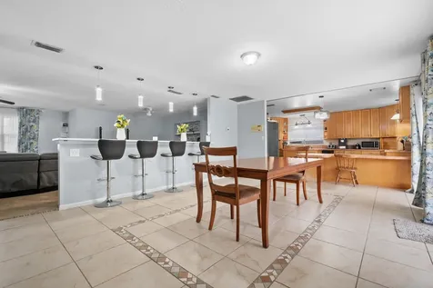 115 Ne Caprona Avenue Port Saint Lucie FL 34983