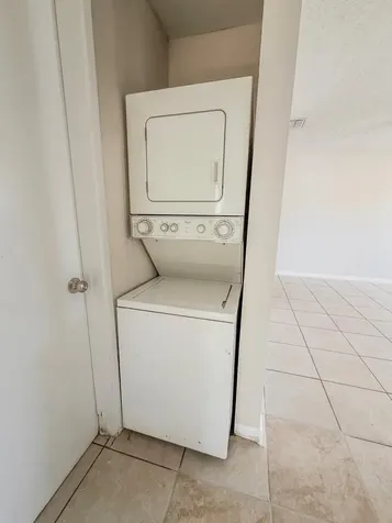 1003 8th Street West Palm Beach FL 33401