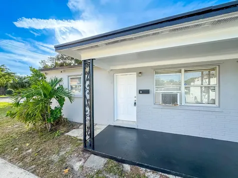 1003 8th Street West Palm Beach FL 33401