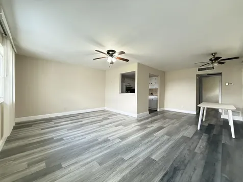 323 Tuscany F Delray Beach FL 33446