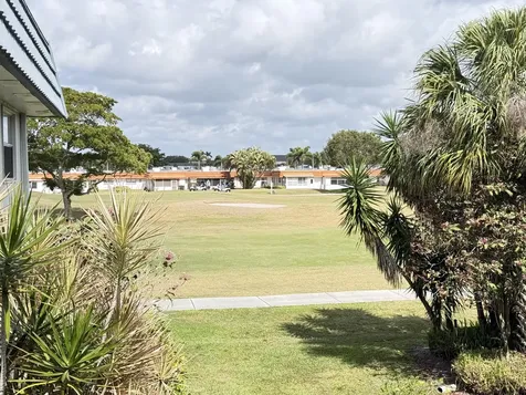 323 Tuscany F Delray Beach FL 33446