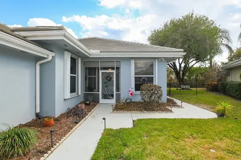 156 Nw Bentley Circle Port Saint Lucie FL 34986