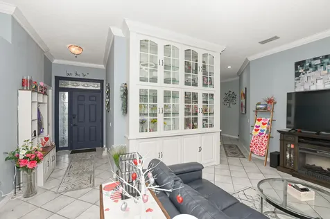 156 Nw Bentley Circle Port Saint Lucie FL 34986