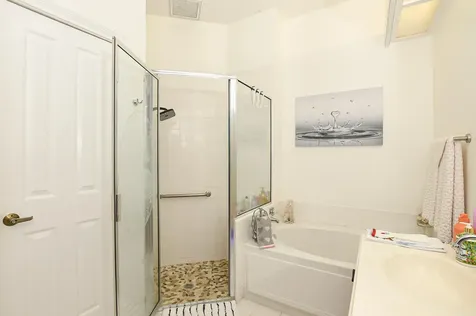 156 Nw Bentley Circle Port Saint Lucie FL 34986