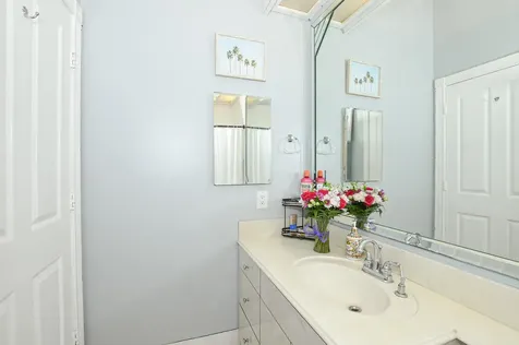 156 Nw Bentley Circle Port Saint Lucie FL 34986